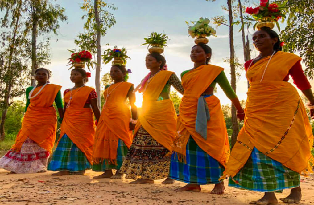 Paharia hill tribe dancers Jharkhand